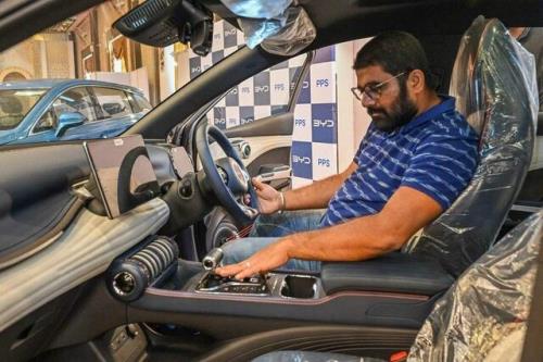 افزایش سه برابر فروش خودرو های الکتریکی در هند