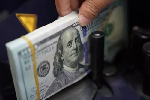 تامین ارز واردات توسط بانک مرکزی به مرز 4 میلیارد دلار رسید