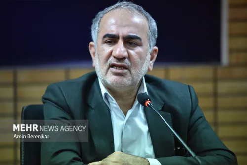 عملیاتی شدن طرح رویش راه مهار نوسان طلا و ارز و تقویت تولید است