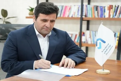 موکب خدمت رسانی صندوق بیمه حوادث طبیعی در راه مراسم خاکسپاری